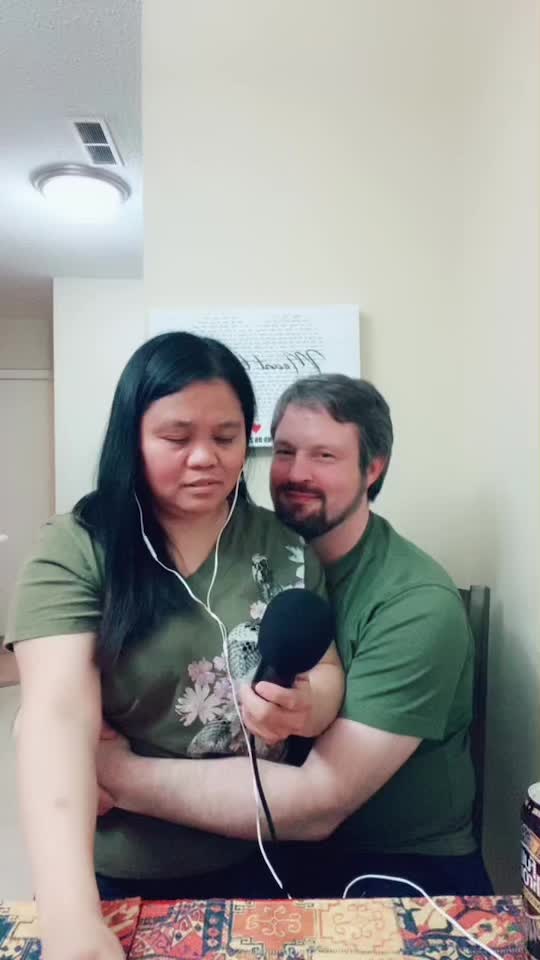 @Lovely_couple