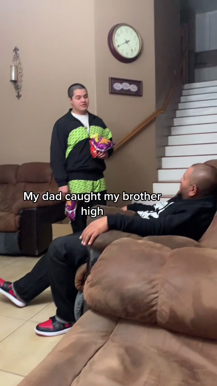 @NEEK