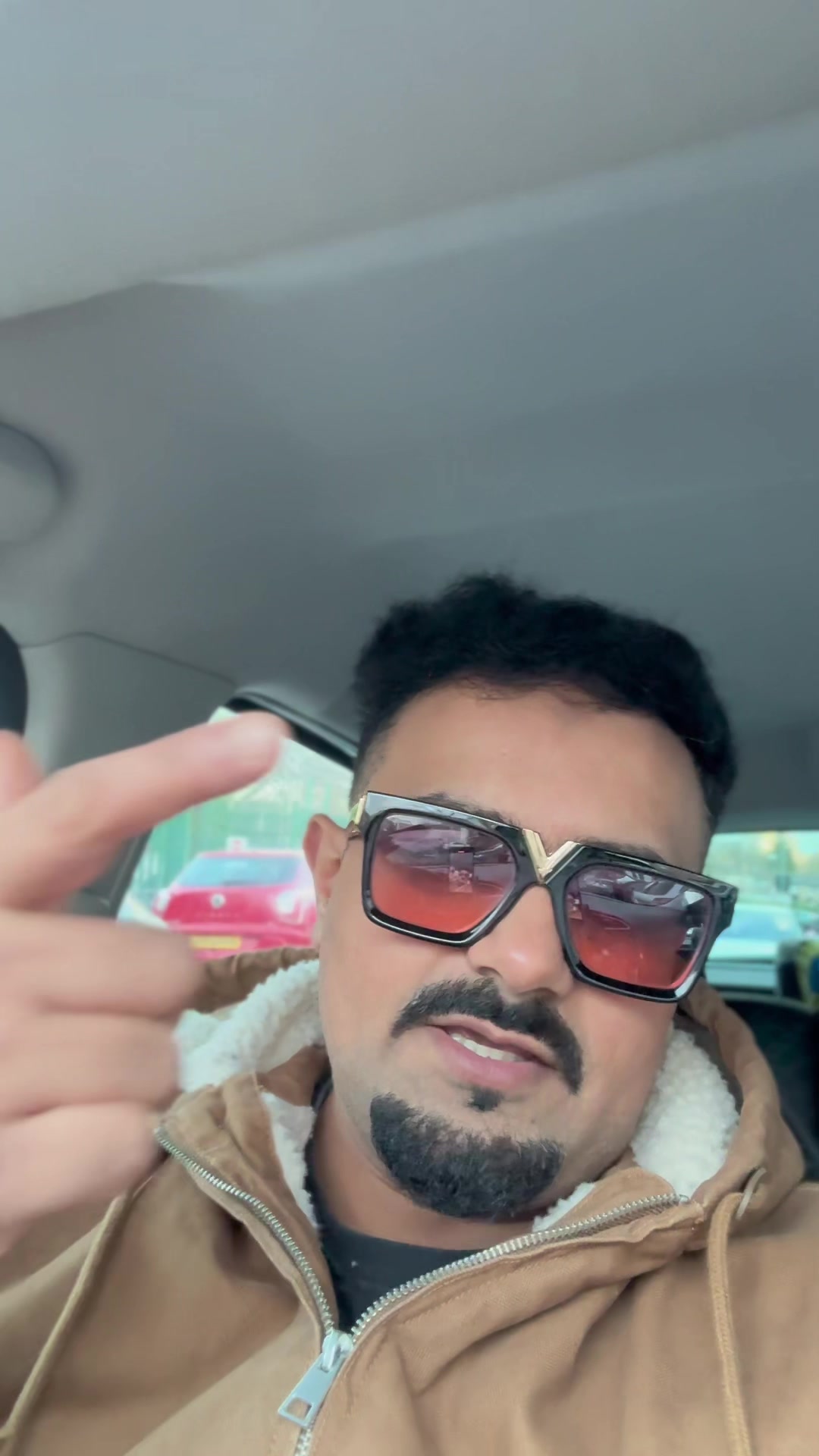 @Bouncer vlogs 🇬🇧🇦🇪