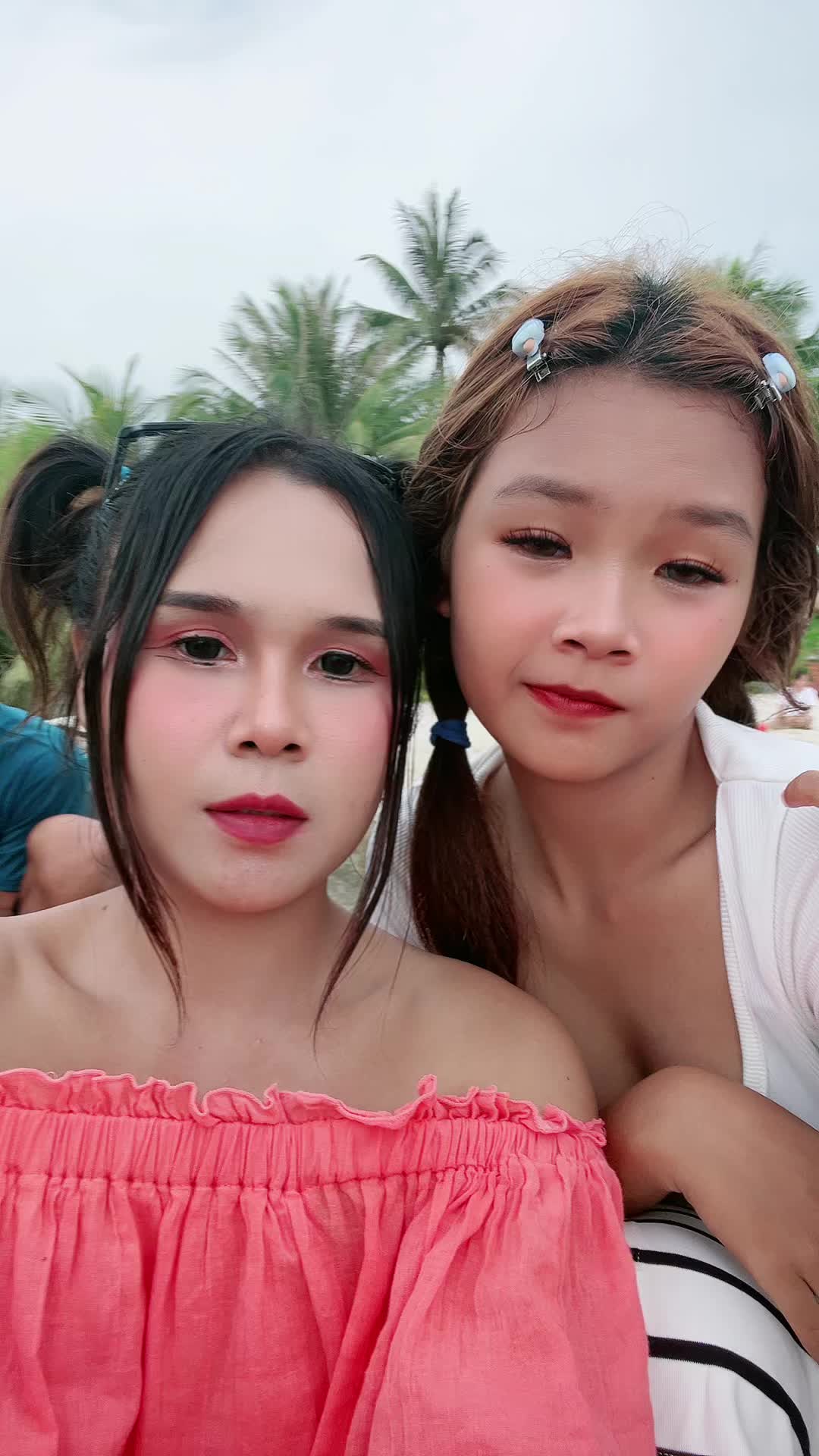 @แสงดาว จารัตน์