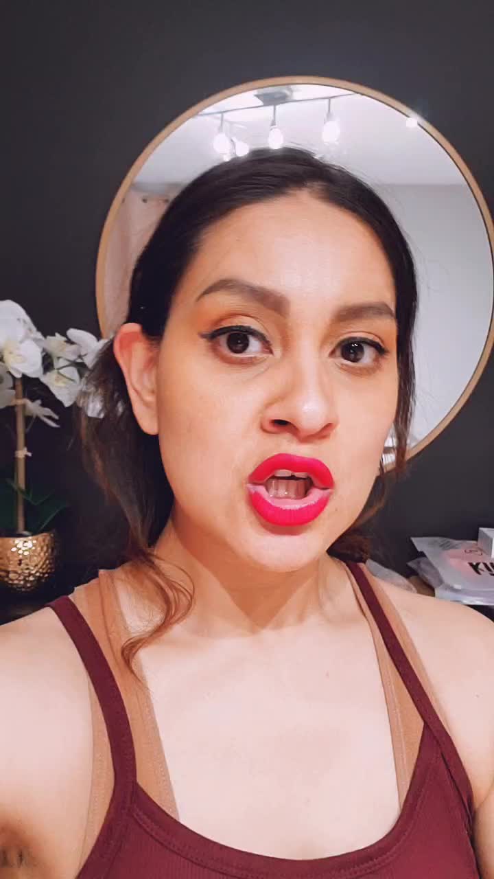 @Violeta Castro
