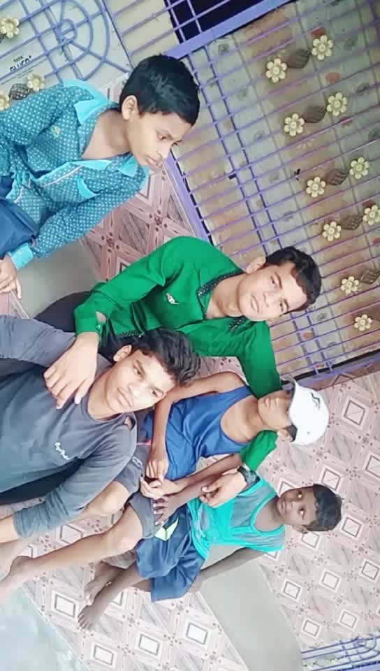 @😎Smart Boy😎
