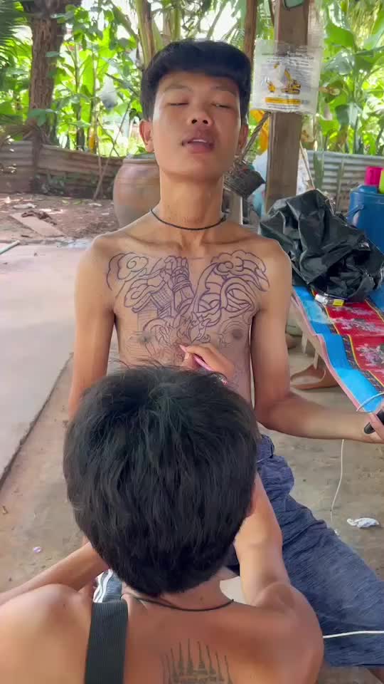 @Few Parinya