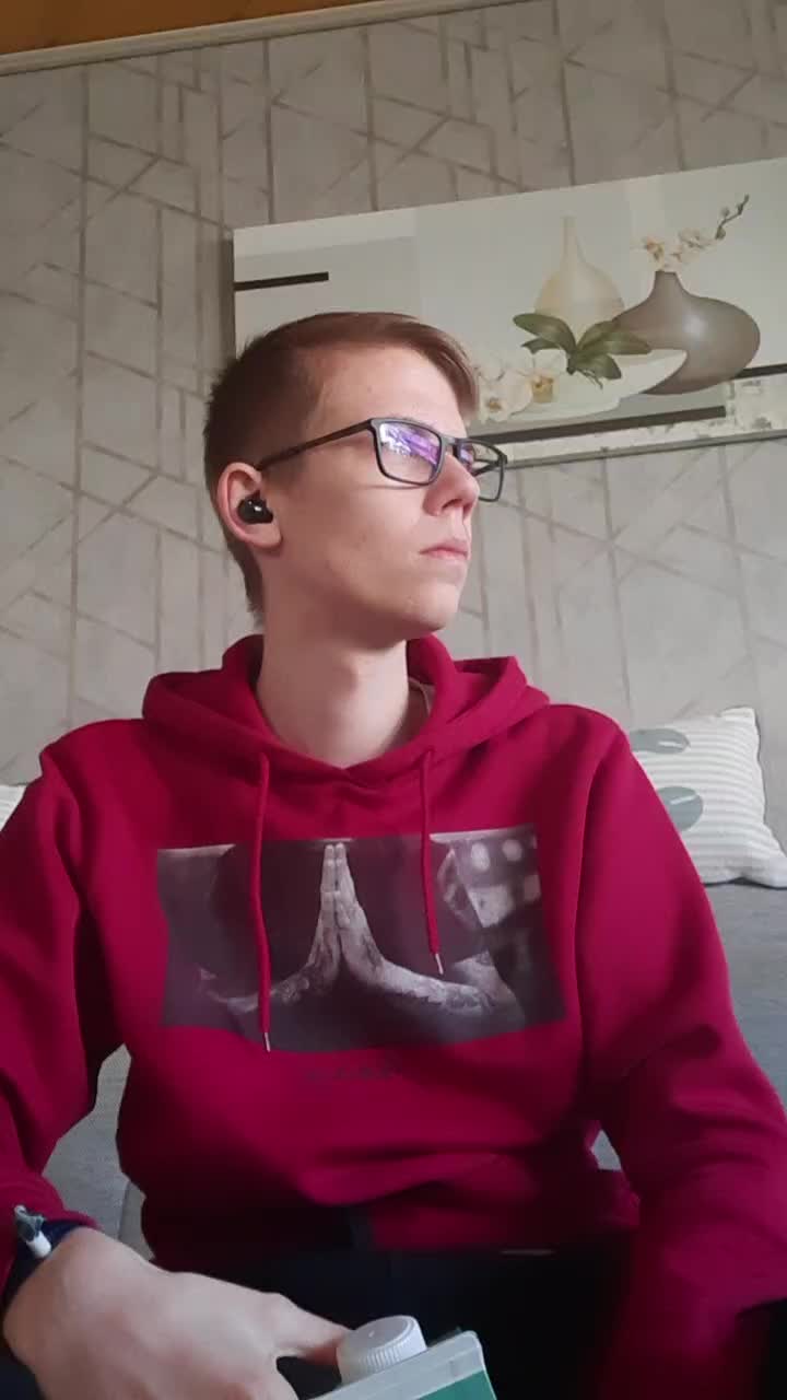 @CaptainLauchiLauchfinger