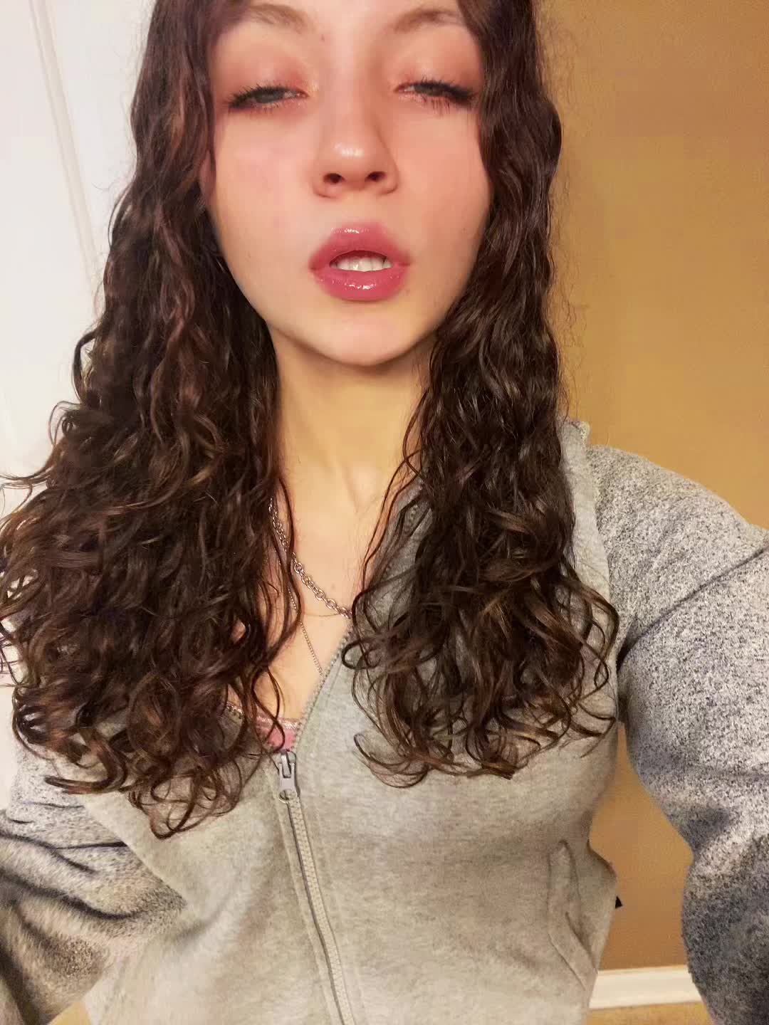 @Madeline<3