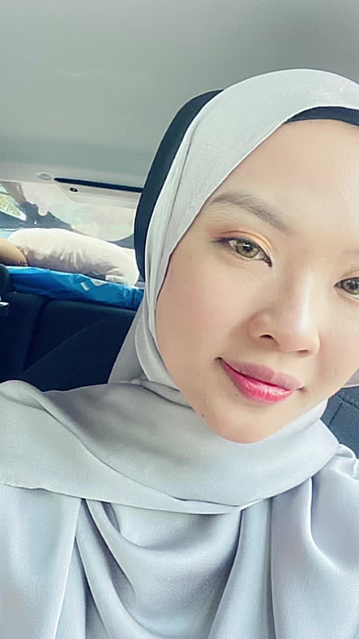 @Syaalya
