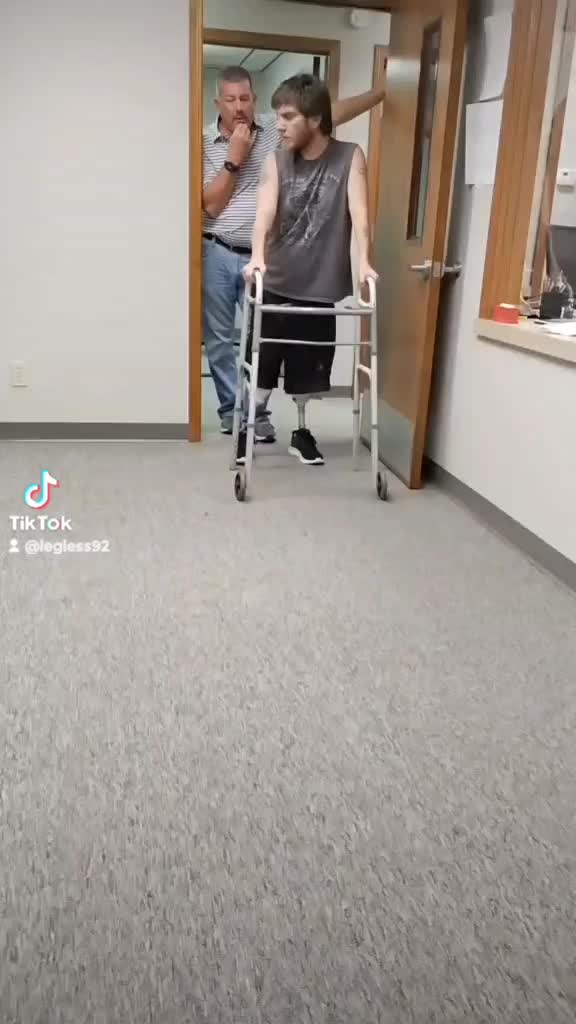@legless 無腿之神