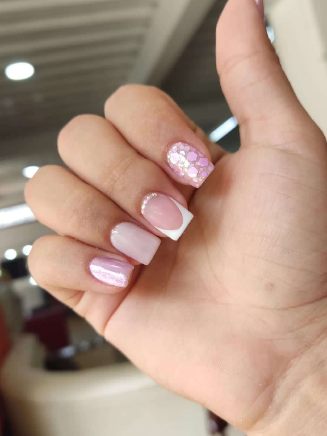 @Majicol nails spa 🌸💅