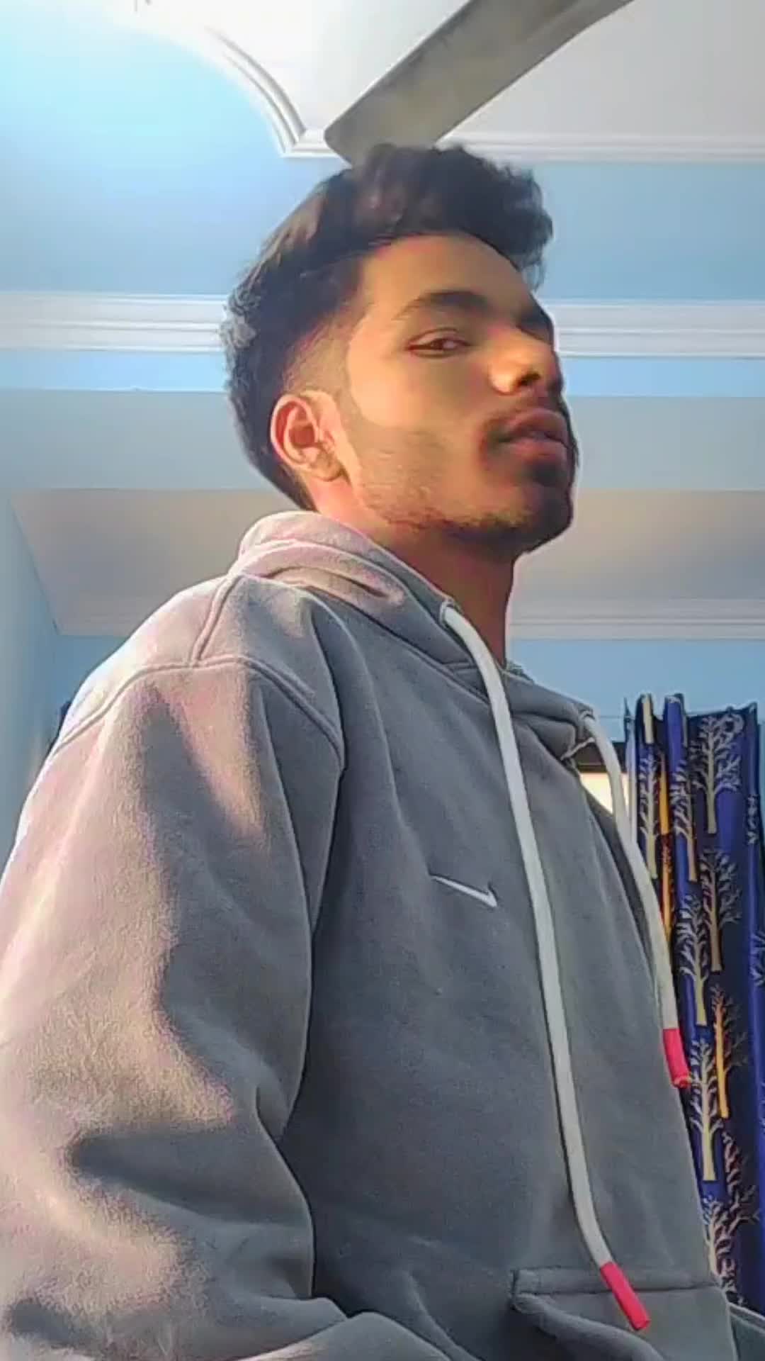@Dēēpū 🤞🤘