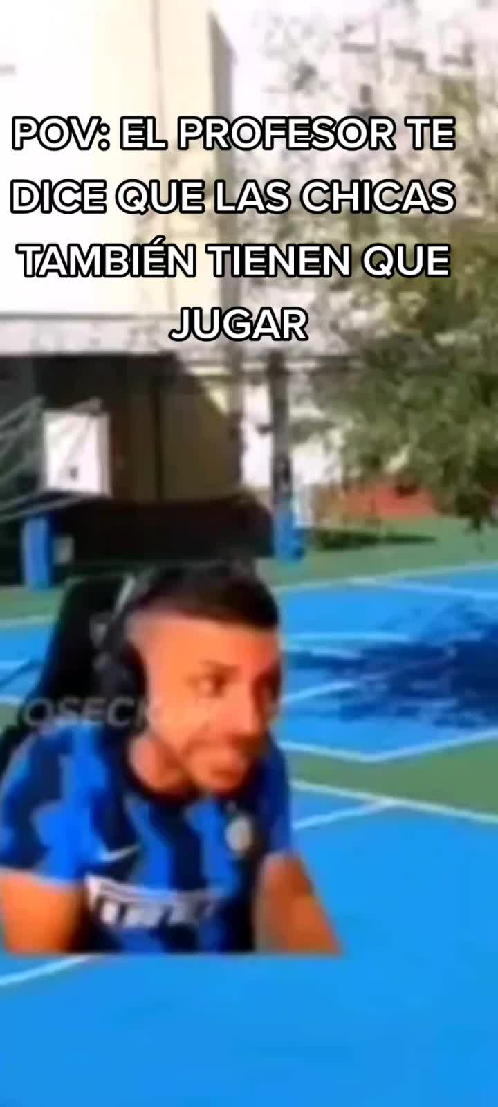 @👅