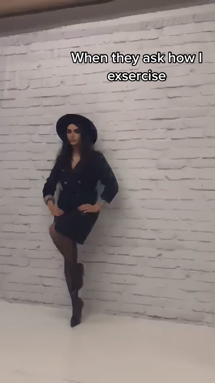 @simona_monet