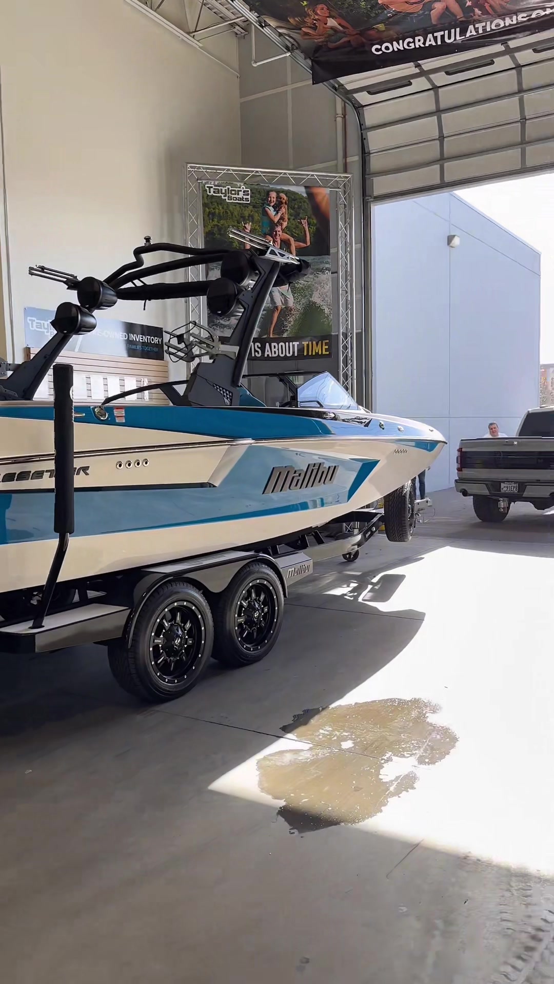 @BradySellsBoats