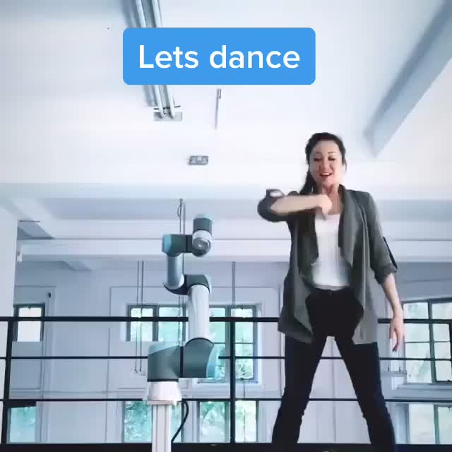 @Universal Robots