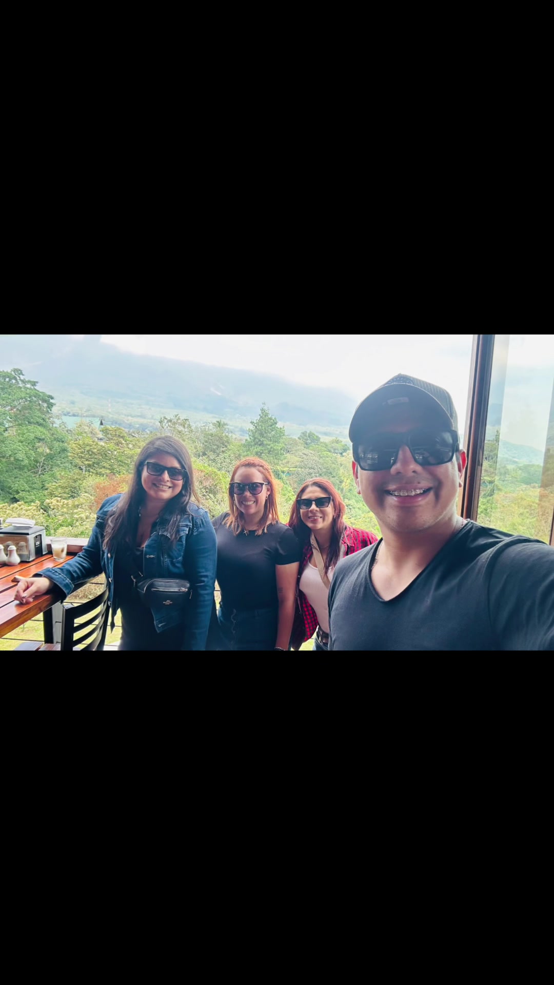 @Isha M.🇨🇦