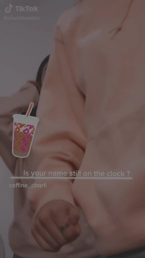 @Charli d'amelio 🥽