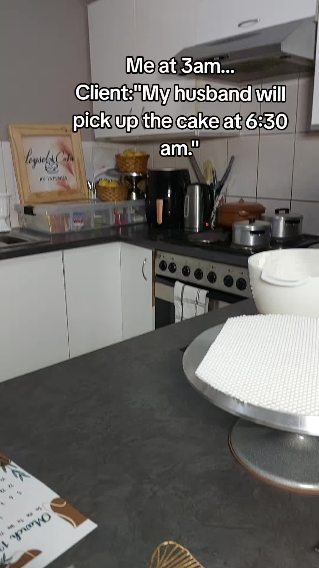@Loyselcakes
