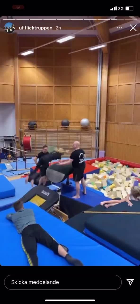 @gymnastic {1 k}