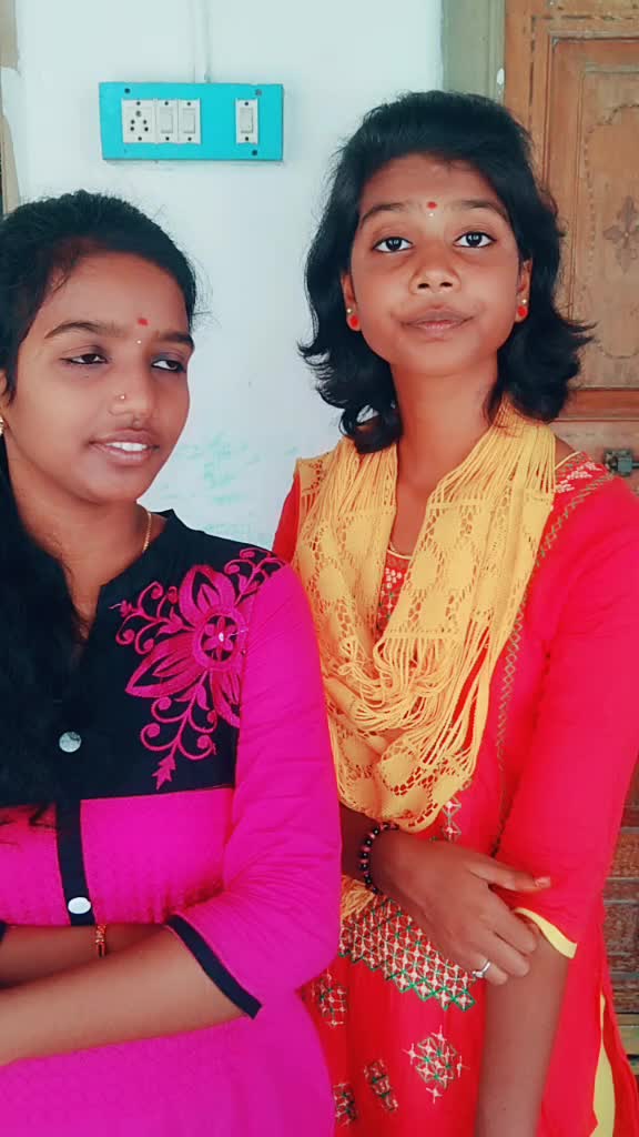@Kavya◉‿◉