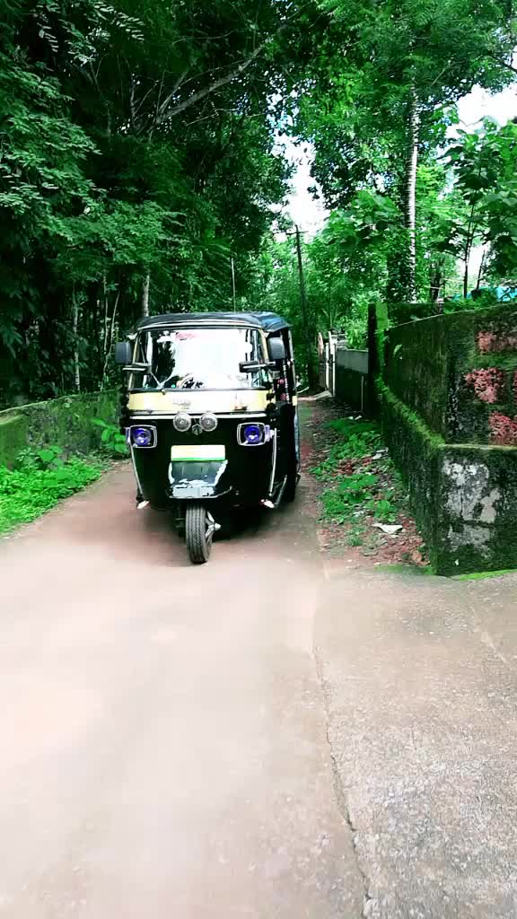 @S_H_A_R_0_N ചങ്ങാതി