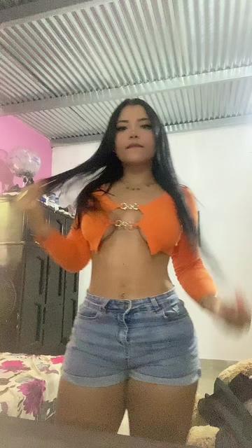 @Angiearango