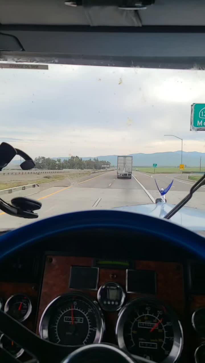 @18wheelinsonofabitch