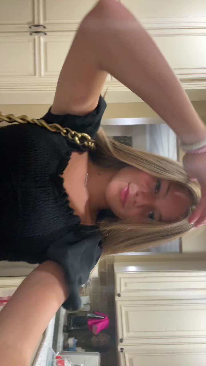 @bella
