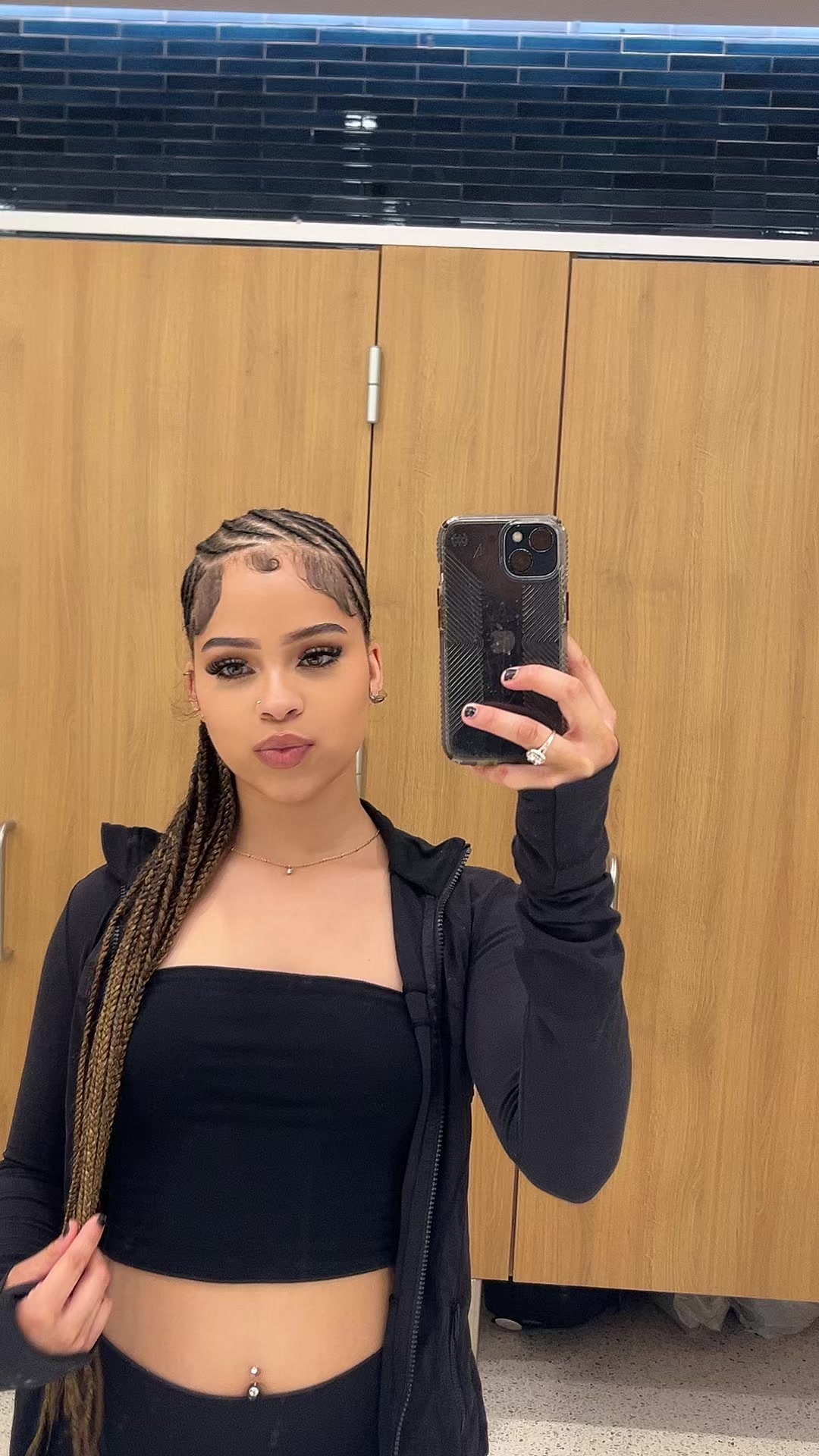 @𝘣𝘢𝘣𝘺𝘷𝘦𝘳𝘥𝘦