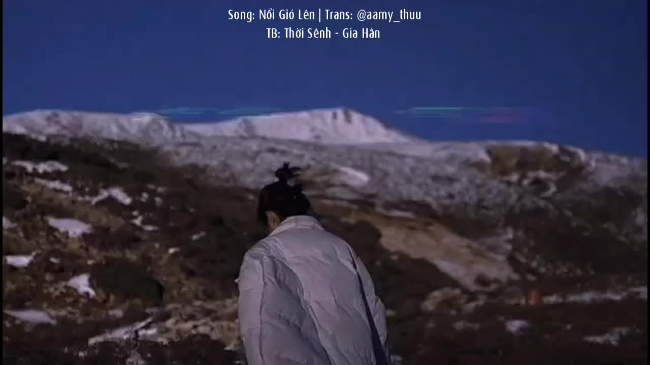 @hoa anh đào nở vào trời đông.