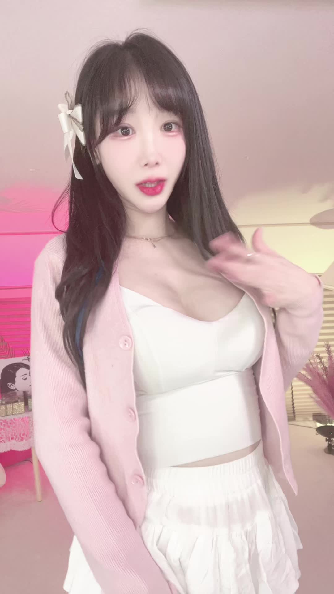 @DJvivi