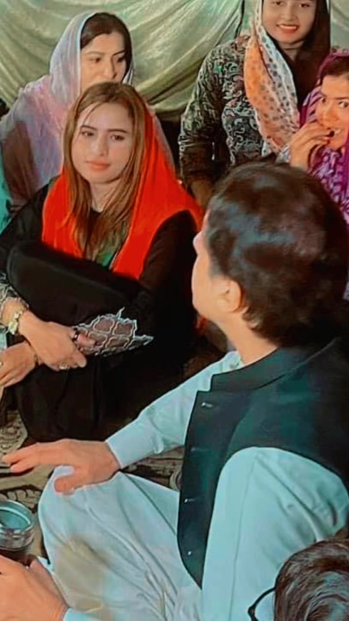 @RiDa ChaudhaRy