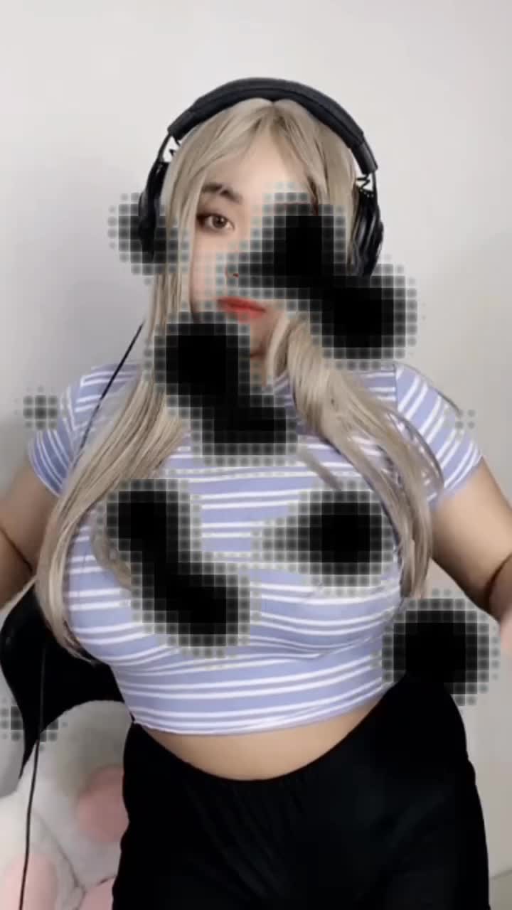 @๐๐๐๐๐ผ๐๐๐๐๐ฅ