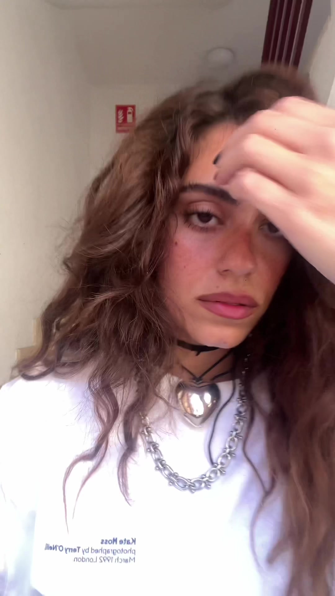 @Lara