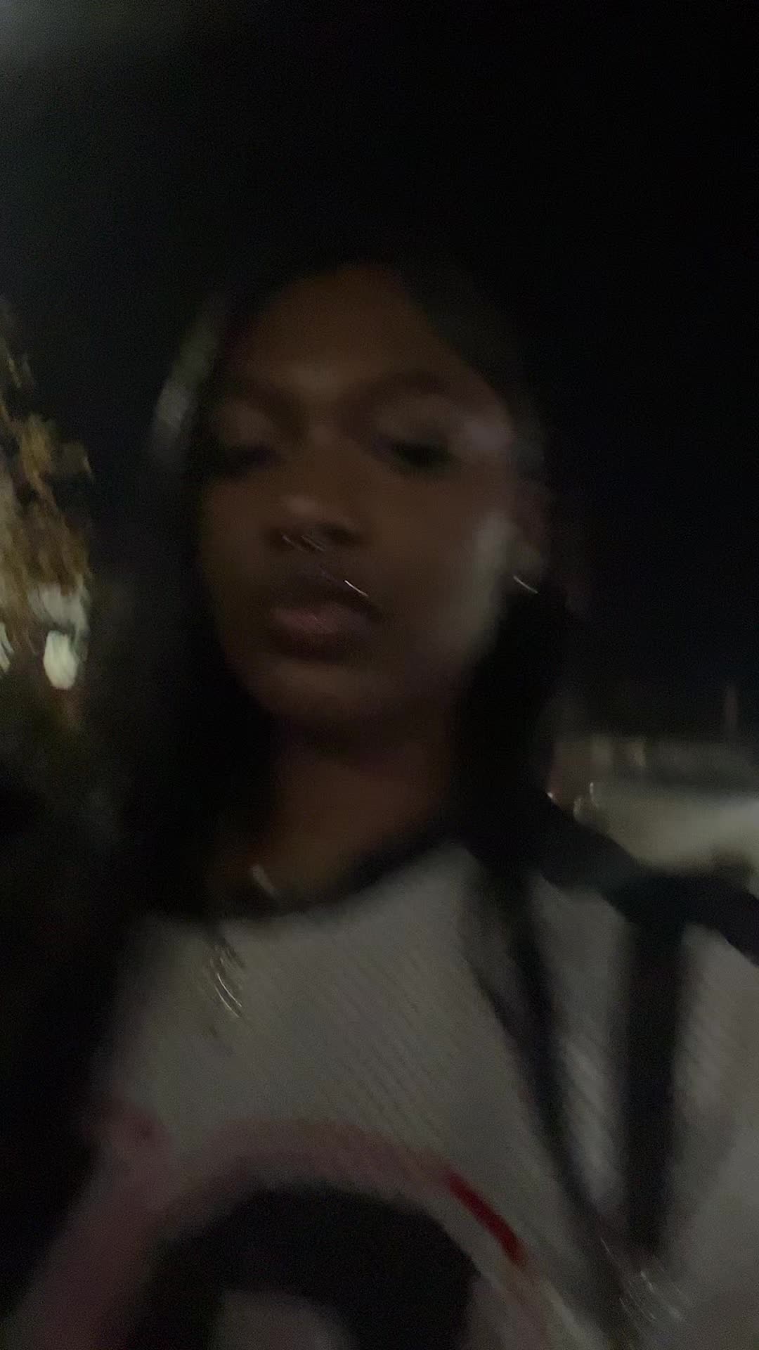 @lovesyniaa