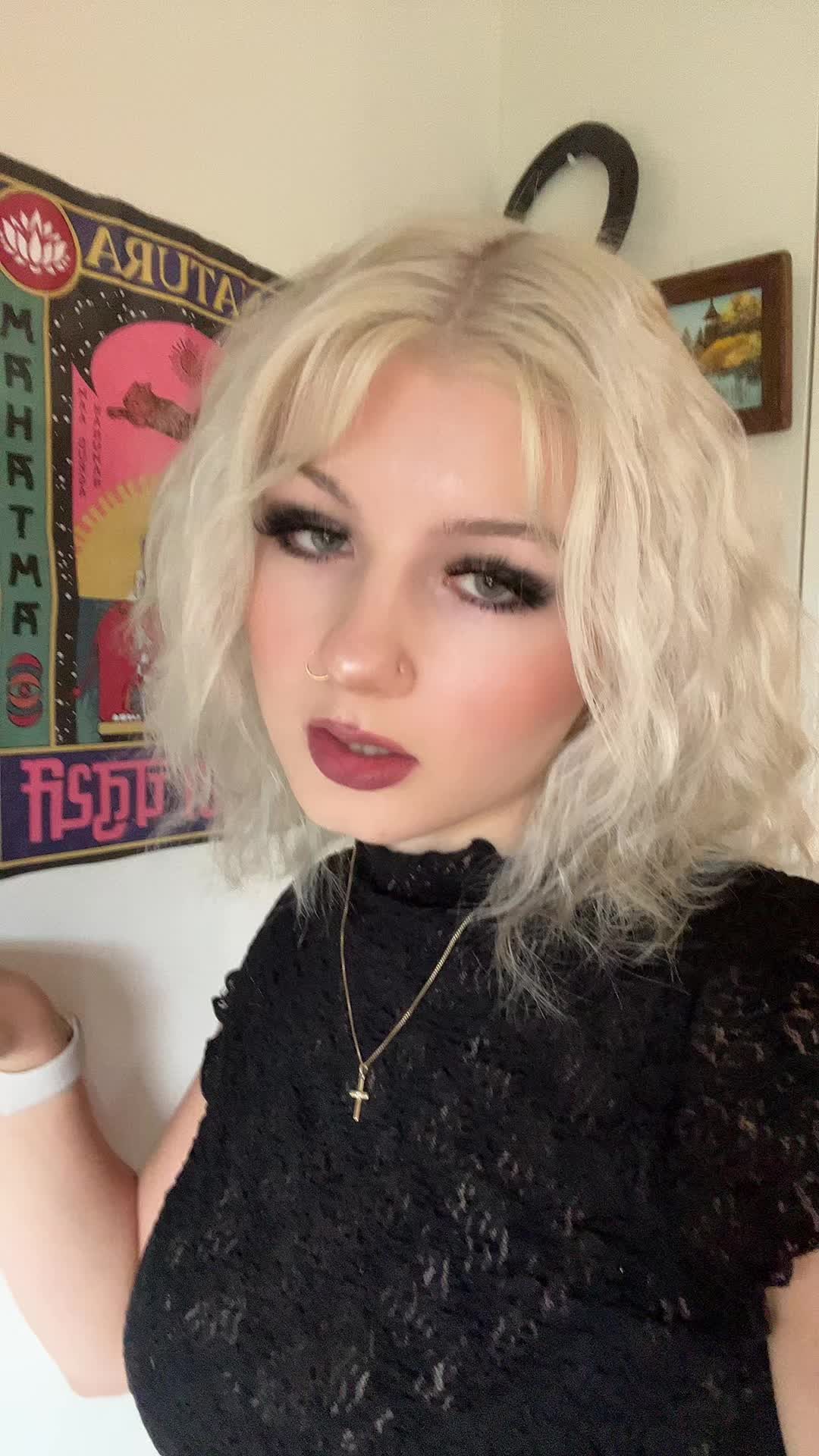 @elise
