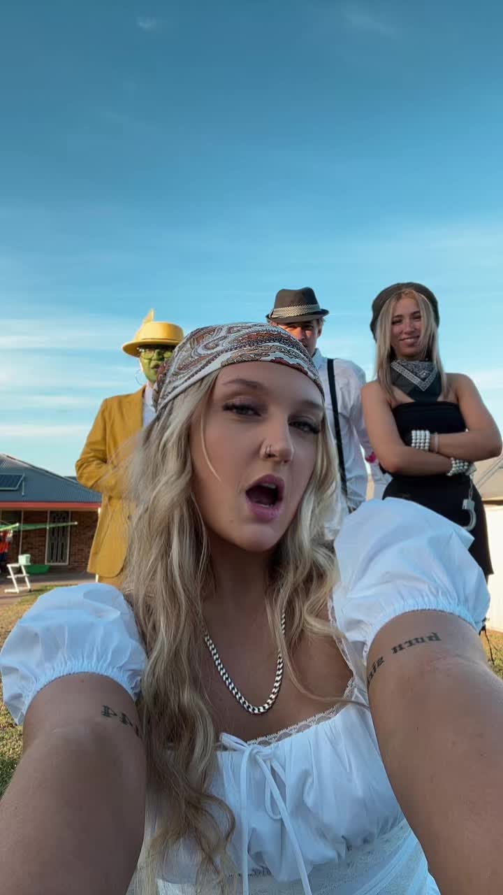 @Mikayla