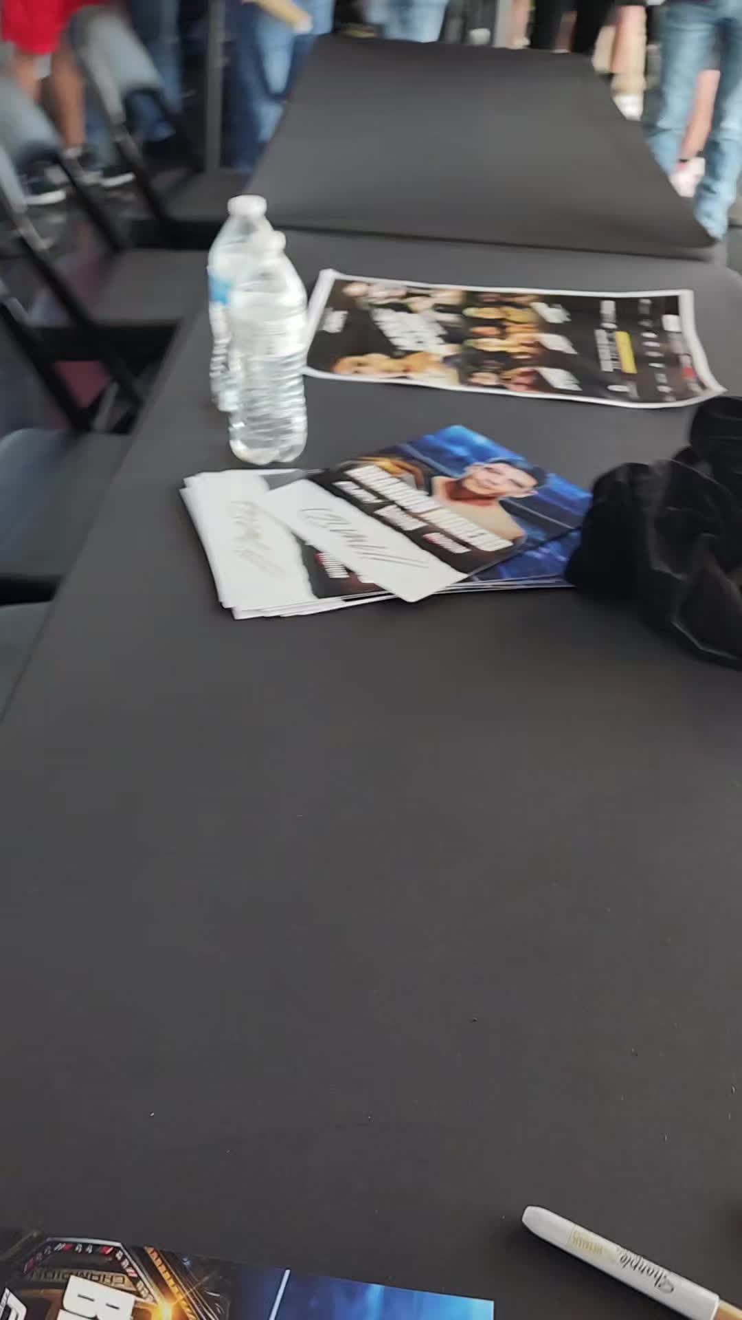 @JohnnyAngel