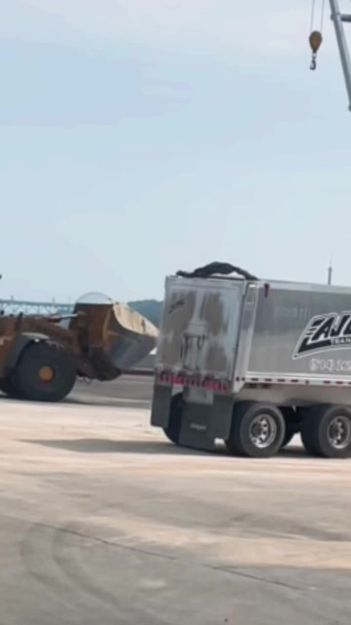 @Lajoie_Transport