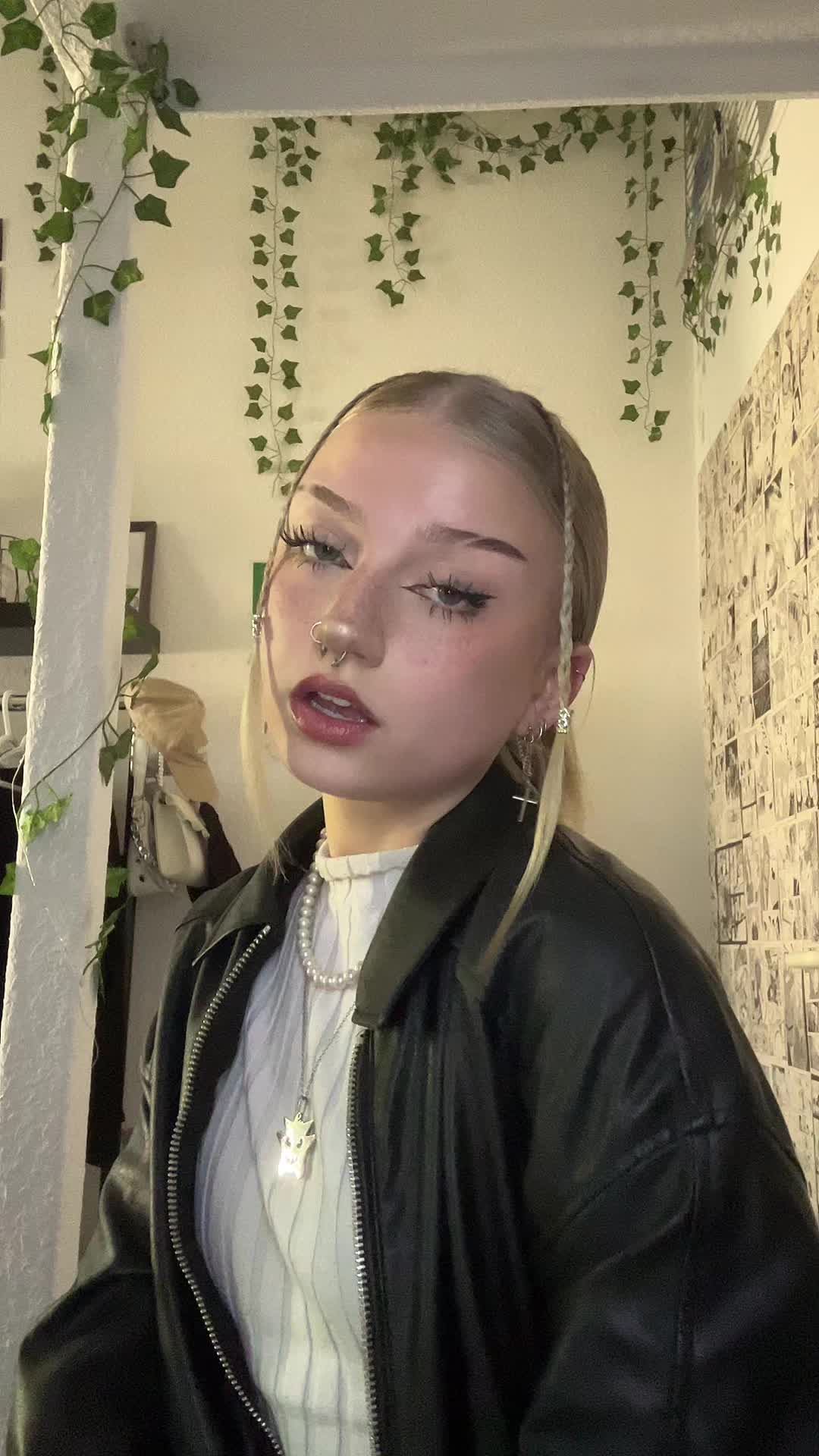 @__larii.x__