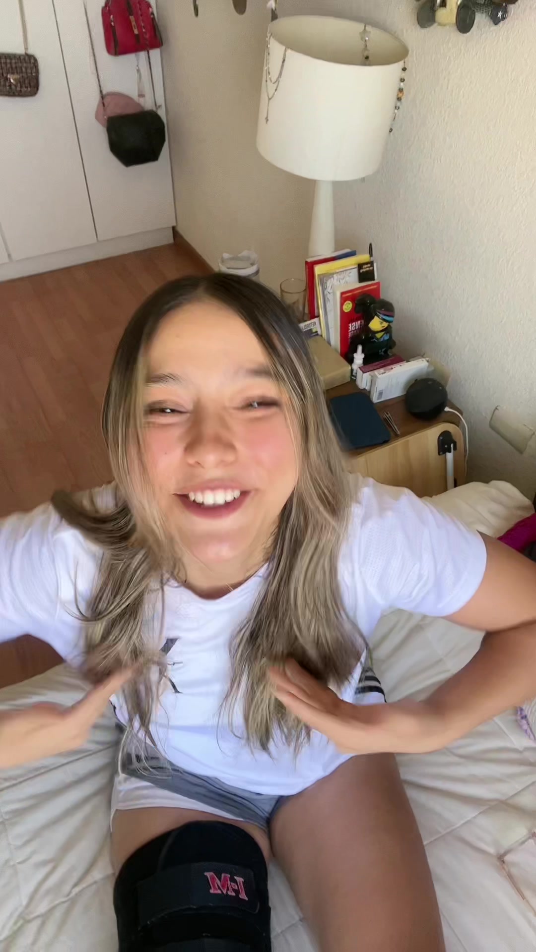 @Isa