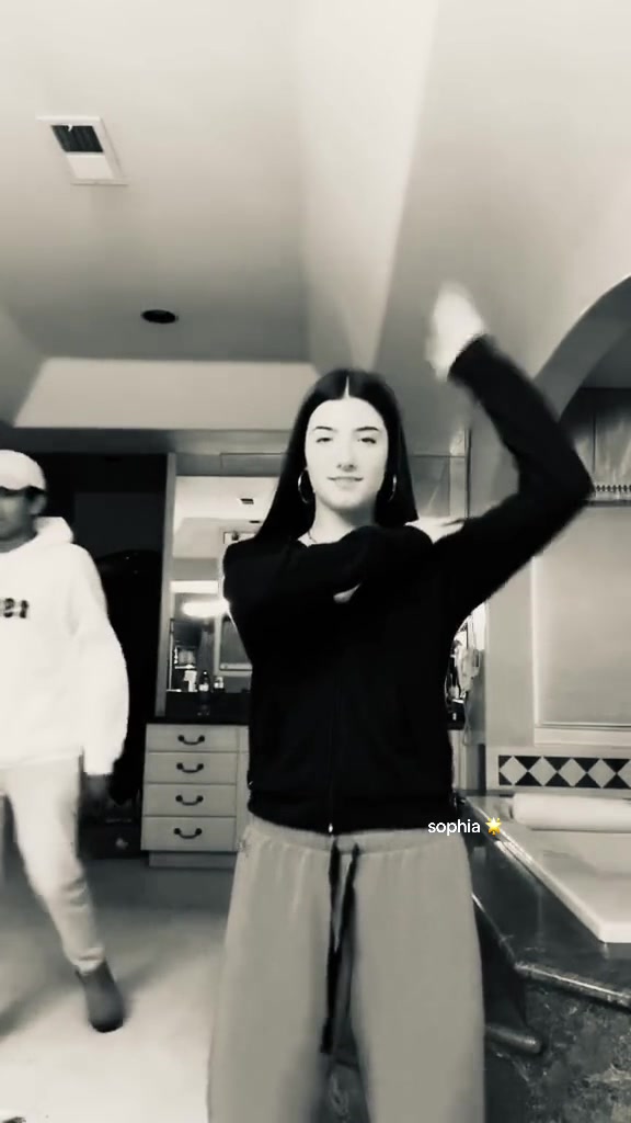 @⠀ ⠀ ⠀ ⠀ ⠀ ⠀