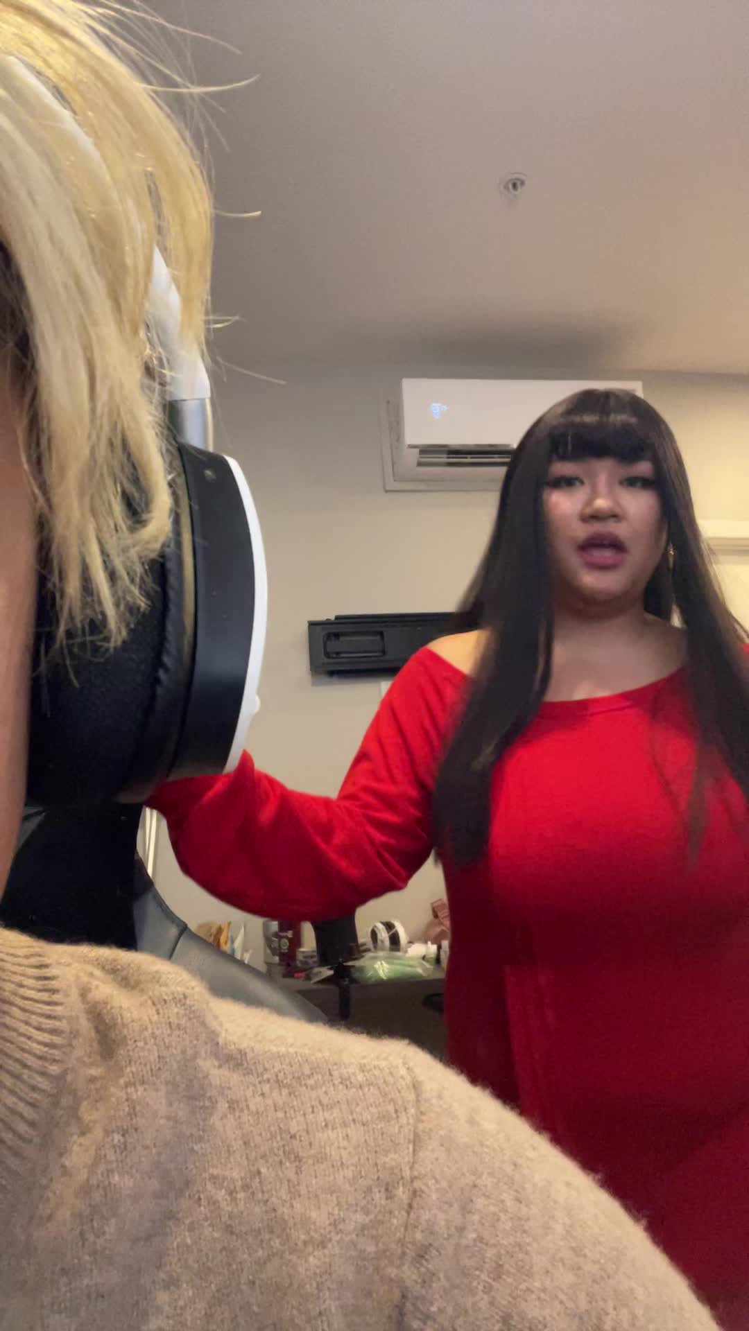 @Momo