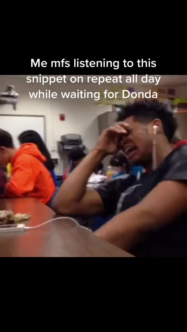@MM..KANYE