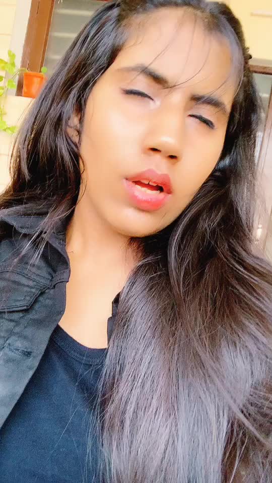 @khushneet kaur♥️💫