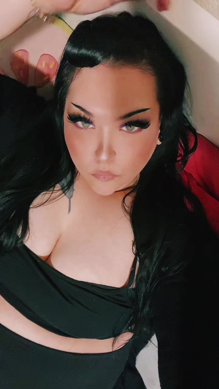 @Kat Guzman ♌️