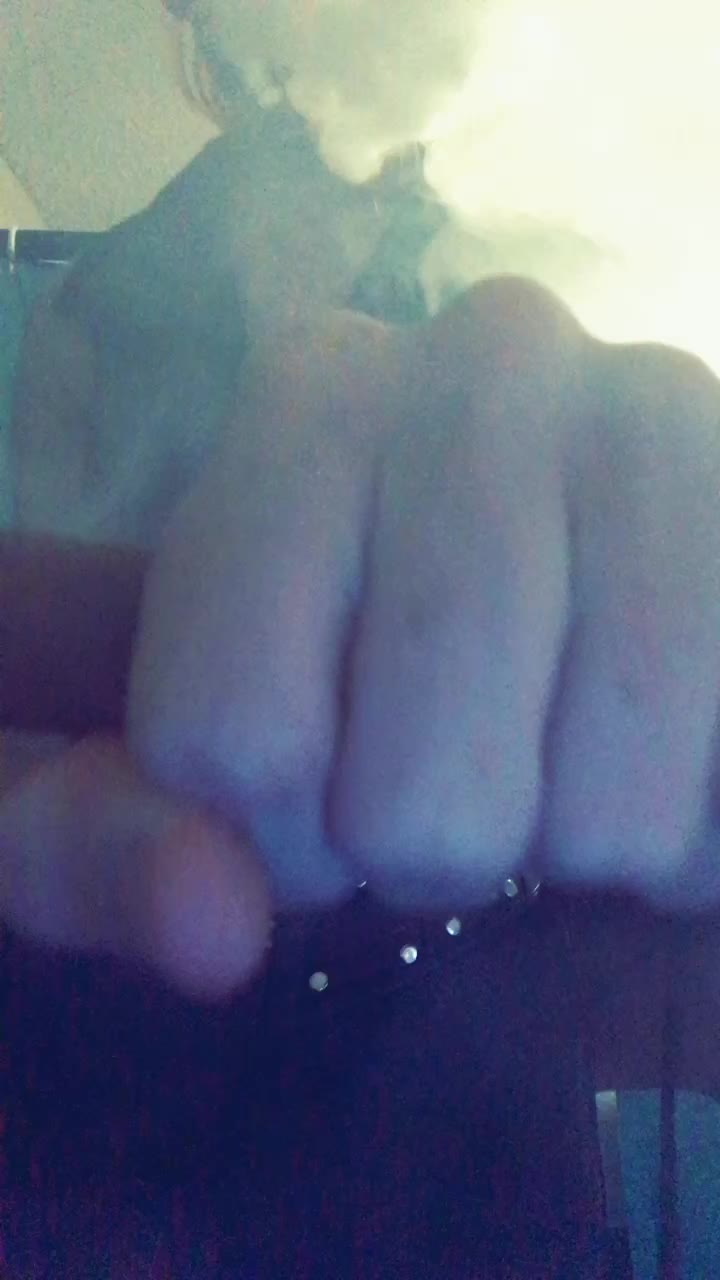 @AlexLynnVape