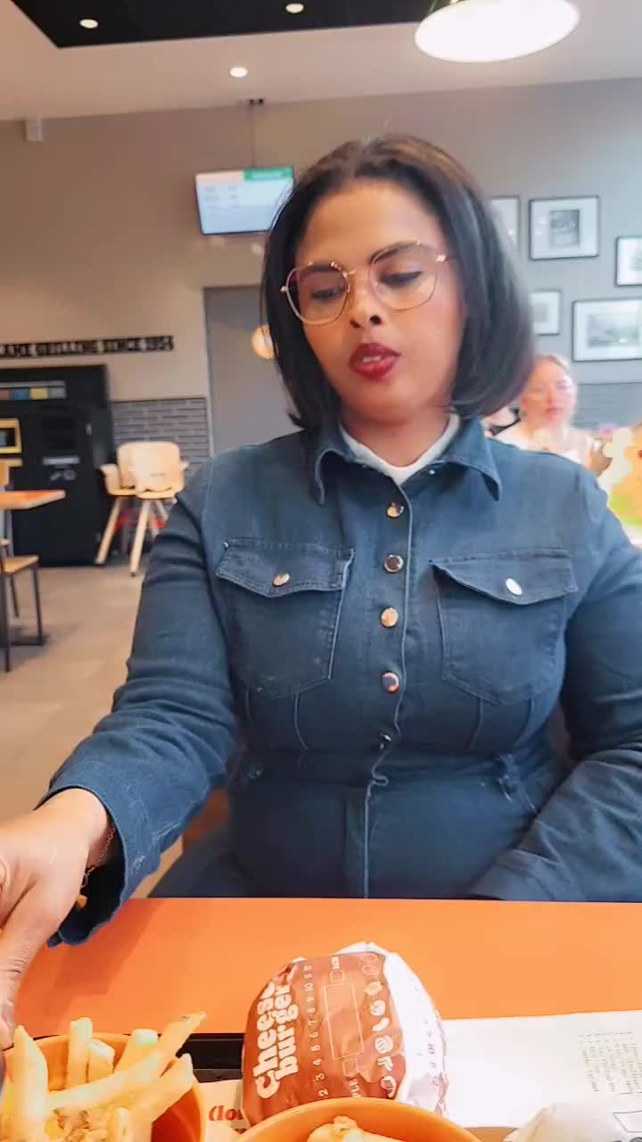 @Amiraqaran 🇸🇴🇩🇯🇨🇵👑