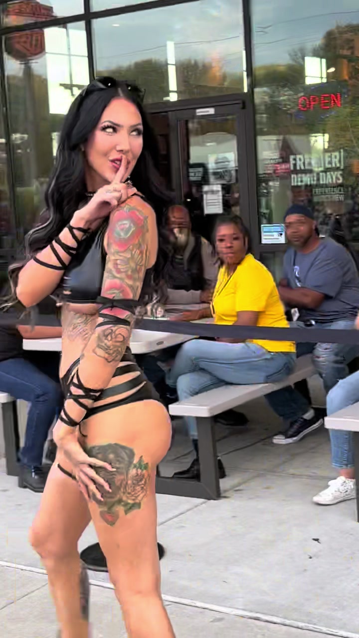 @Babydollvikki