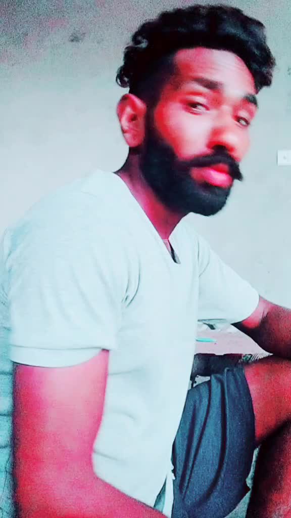 @Roshan Kandyara