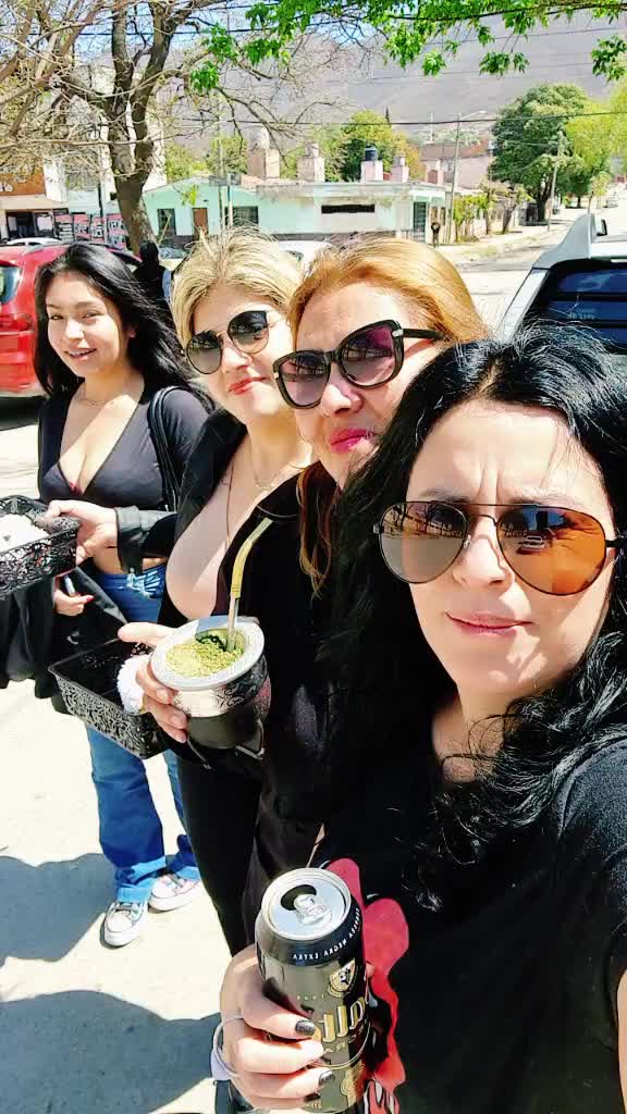@LaMujerConAlas