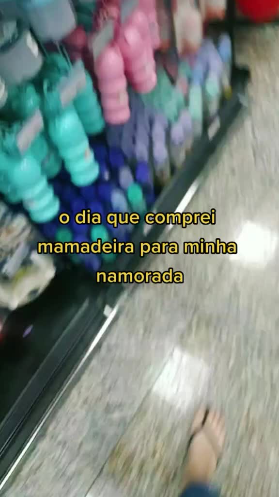 @Lari Magalh&atilde;es